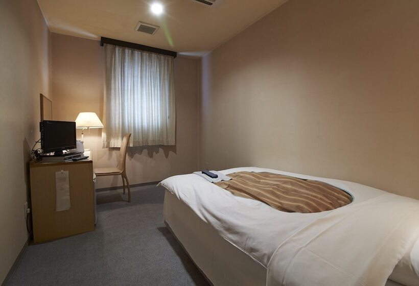 בית מלון כפרי Four C's