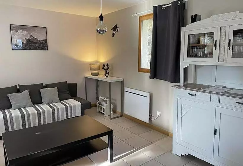 ペンション Gîte Et Chambres D Hôtes   Sur Le Chemin Des Sens