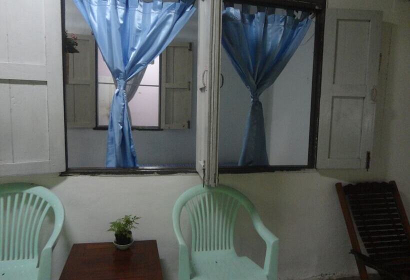 بنسيون Grandma's Home Sangkhlaburi