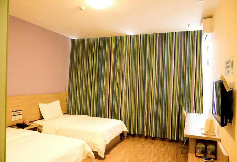 Szálloda 7days Inn Chongqing Wushan Guangdong Road