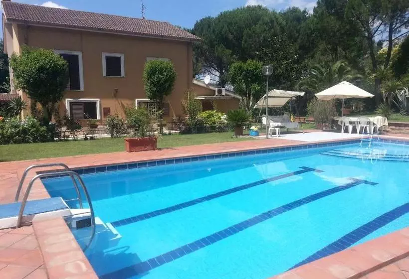 Aamiaismajoitus (B&B) Ambrabed Lunghezza Station