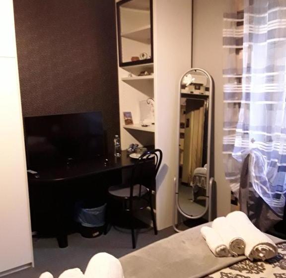 住宿加早餐  Ambrabed Lunghezza Station