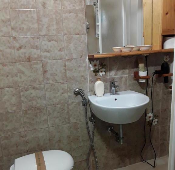 住宿加早餐  Ambrabed Lunghezza Station