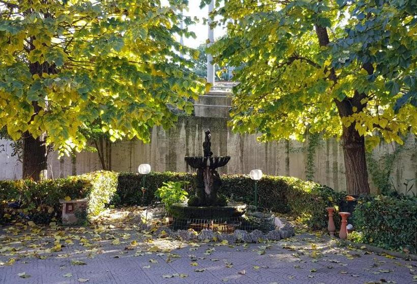 住宿加早餐  Ambrabed Lunghezza Station