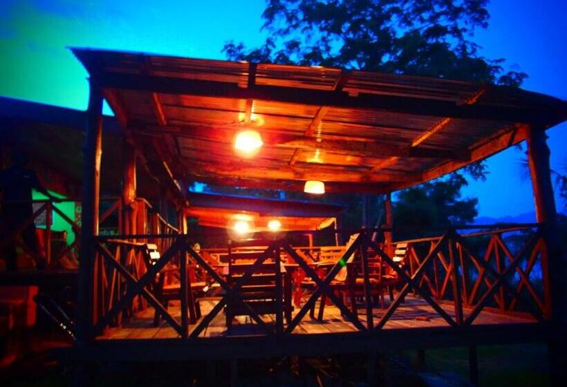 مبيت وإفطار Cocoa Village Guesthouse