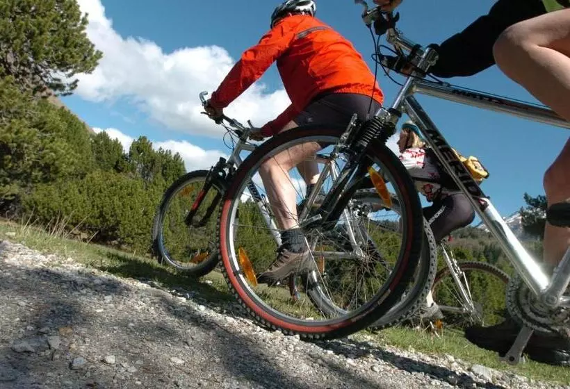 Hotelli Albergo La Veranda
