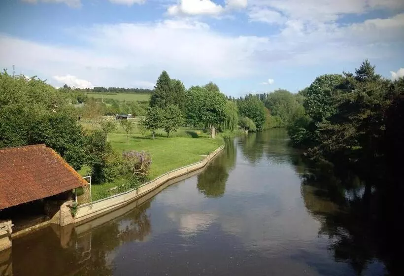 Hotelli Domaine De La Reposée