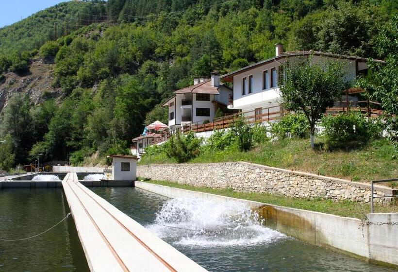 ホテル Fisherman S Hut Family