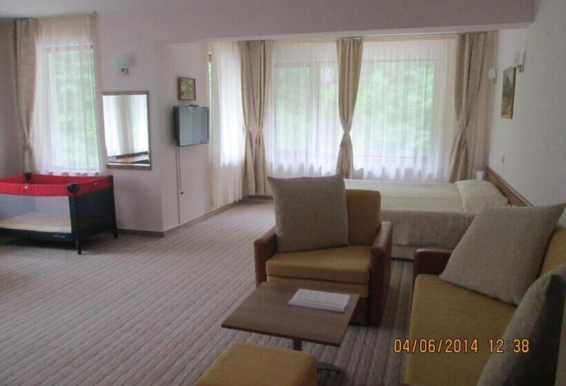 ホテル Fisherman S Hut Family