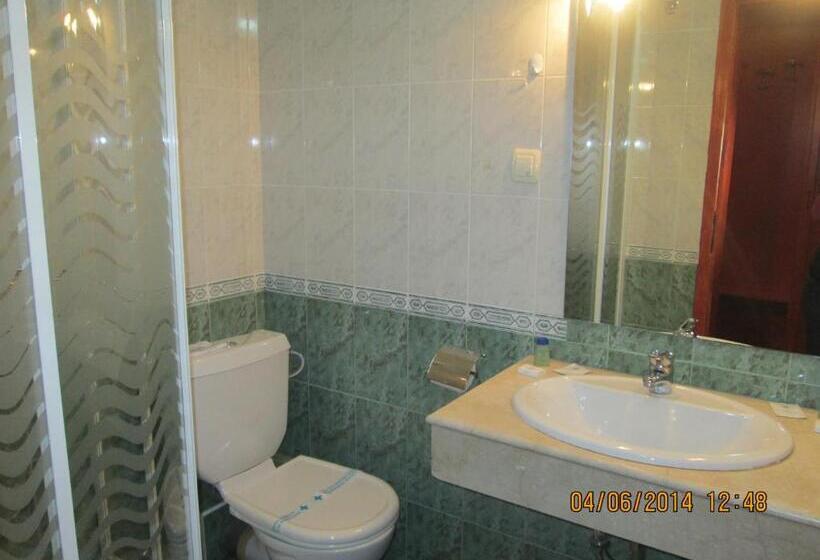 ホテル Fisherman S Hut Family