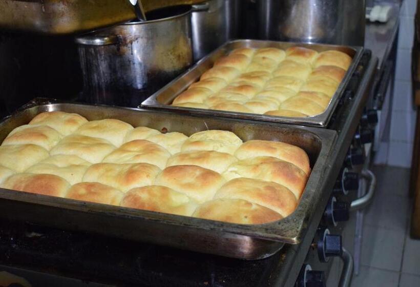 فندق Penzion Gaudeamus