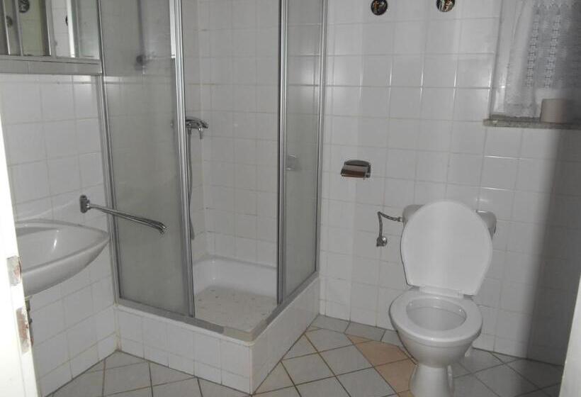 فندق Penzion Gaudeamus