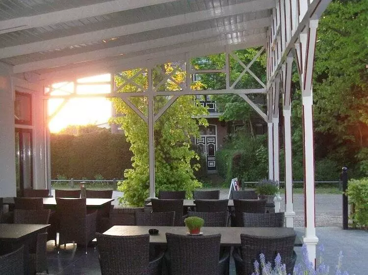 Hotelli Restaurant Het Rechthuis