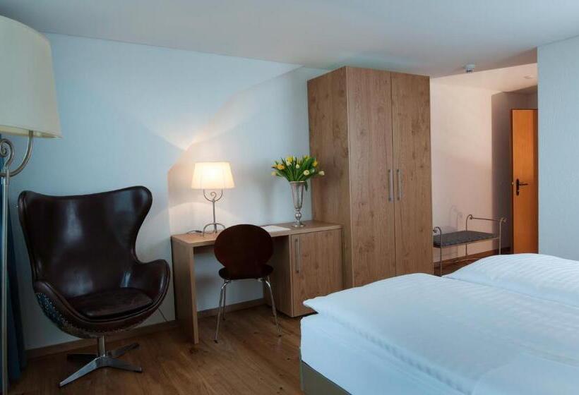 호텔 Restaurant Schlössli Sax