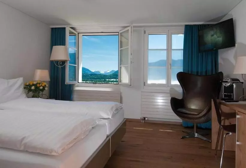 Hotelli Restaurant Schlössli Sax