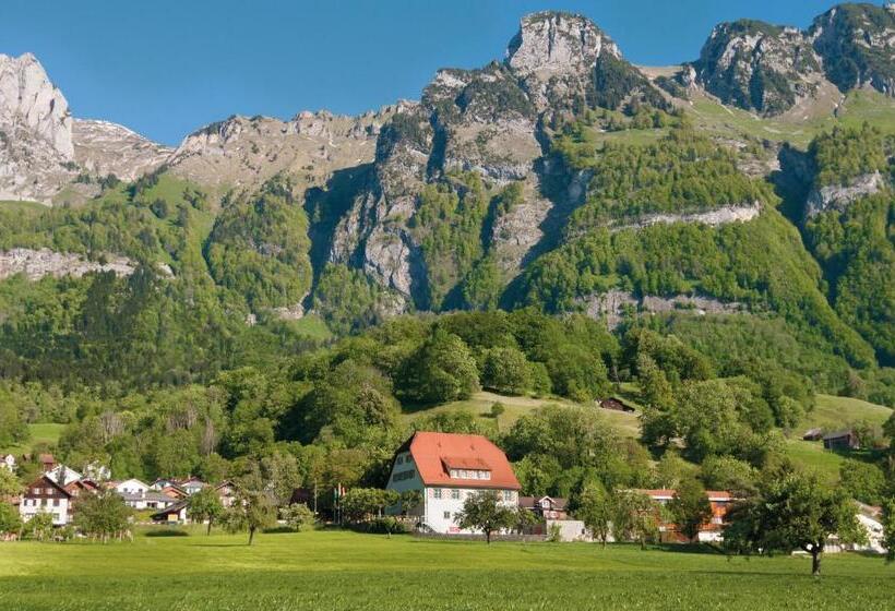 호텔 Restaurant Schlössli Sax