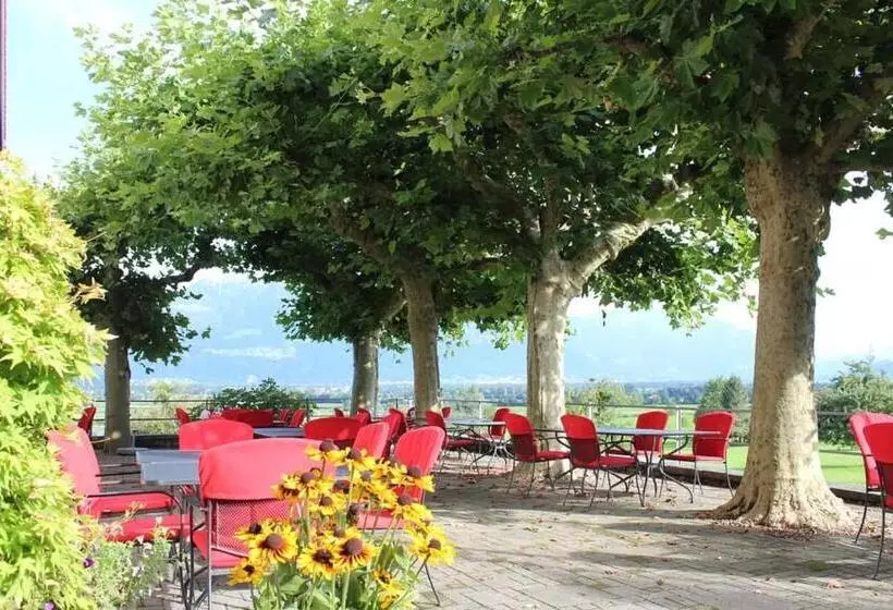 Hotelli Restaurant Schlössli Sax