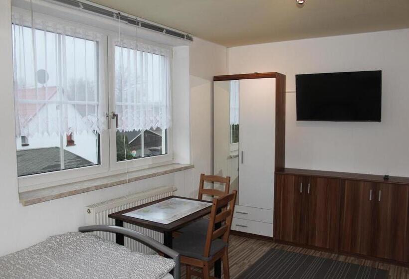 ペンション Apartment Marx