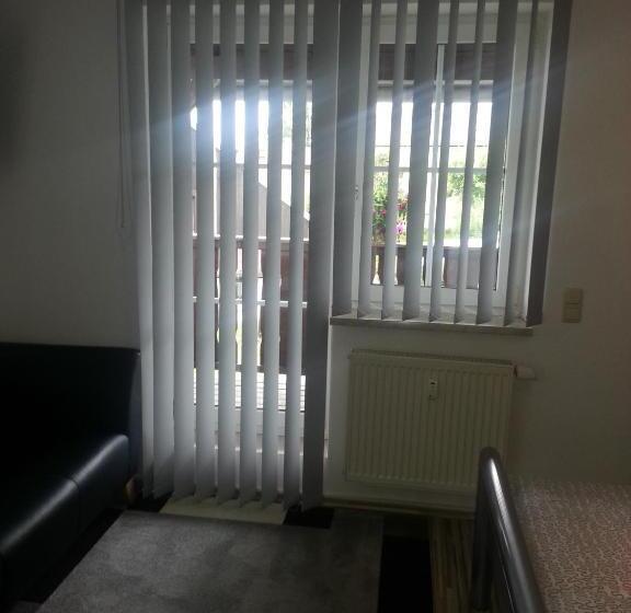 ペンション Apartment Marx