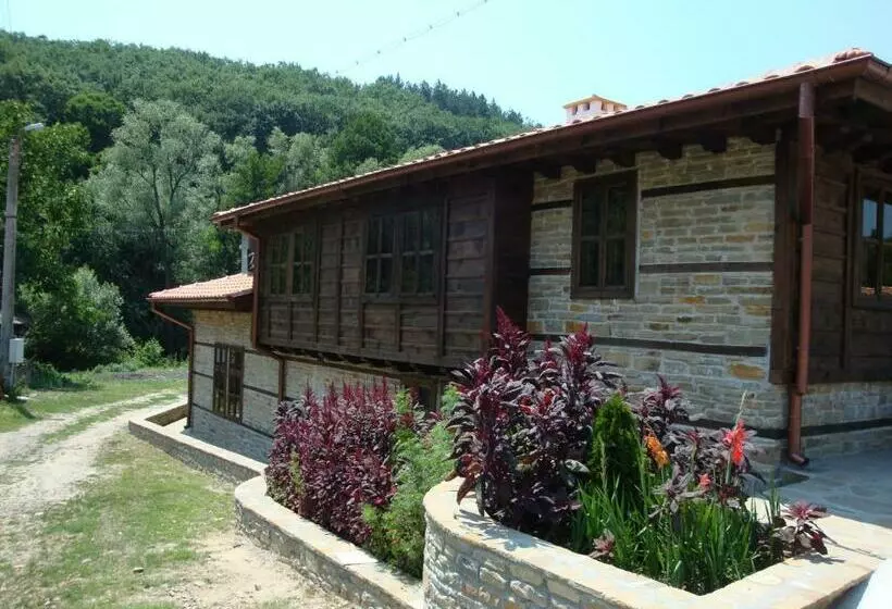 Majatalo Voevodski Eco Complex