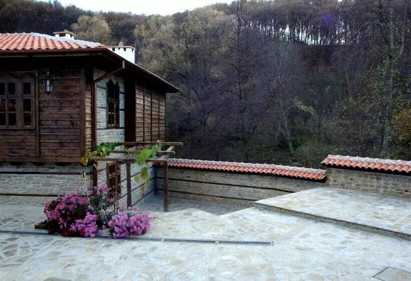 Majatalo Voevodski Eco Complex