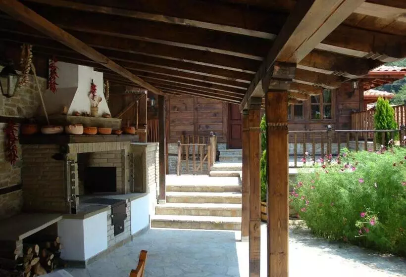 Majatalo Voevodski Eco Complex