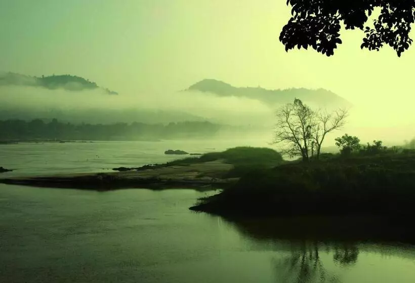 Lomakeskus Mekong Villas