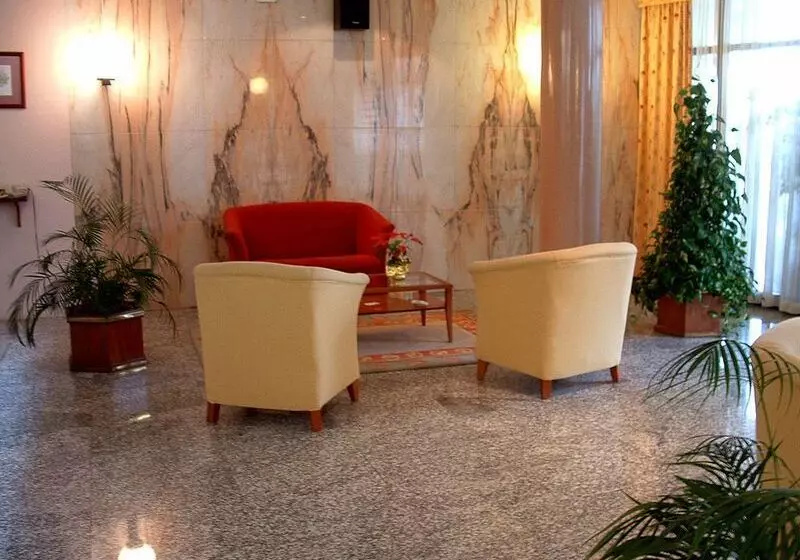 Aparthotel Imperatriz