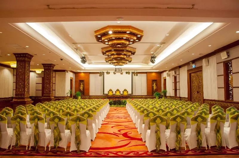 Borei Angkor Resort & Spa