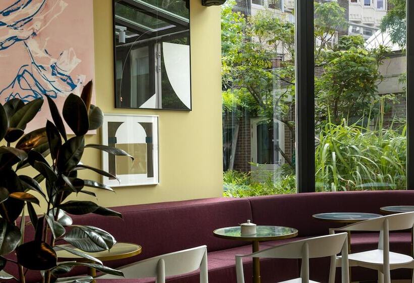 Conscious Hotel Museum Square