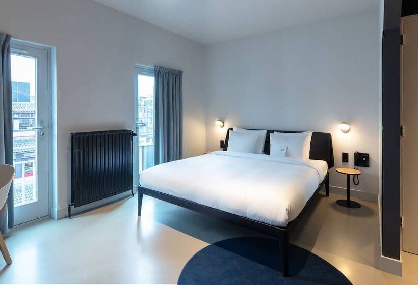 Conscious Hotel Museum Square