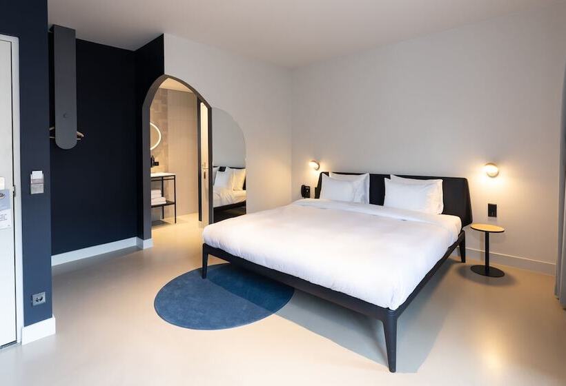 Conscious Hotel Museum Square