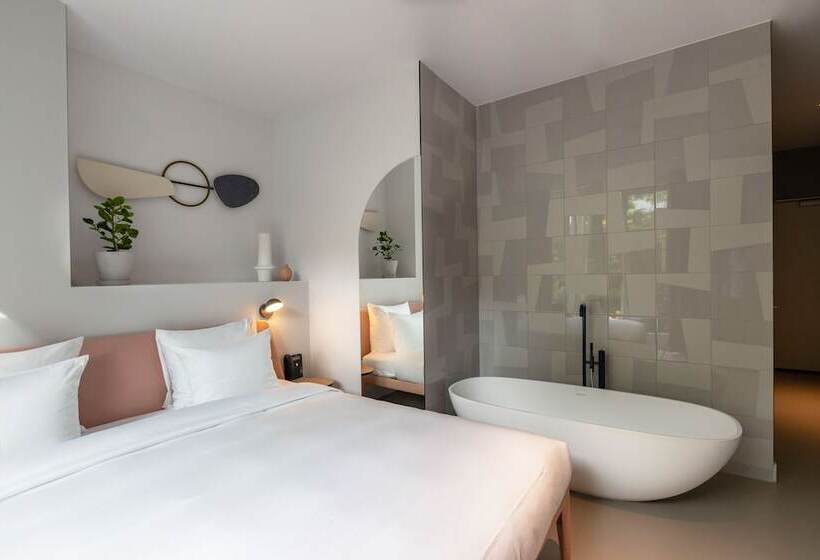 Conscious Hotel Museum Square