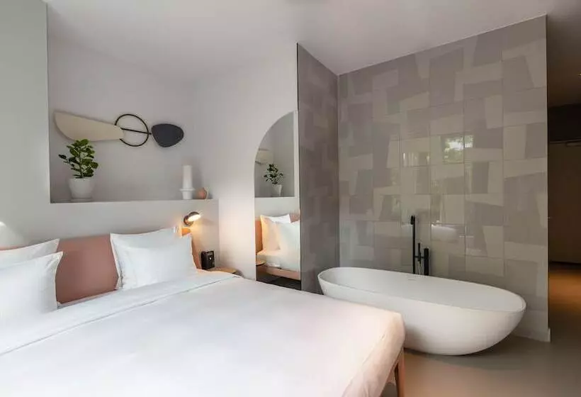 Conscious Hotel Museum Square