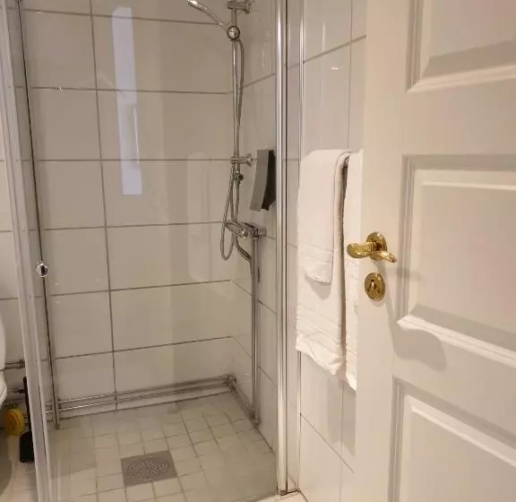 בית מלון כפרי L Astoria