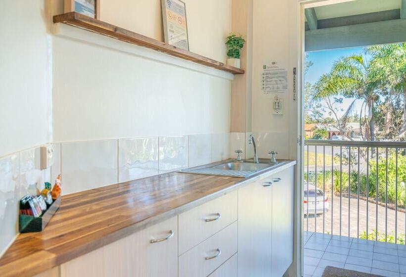 בית מלון כפרי Ballina Beach Resort