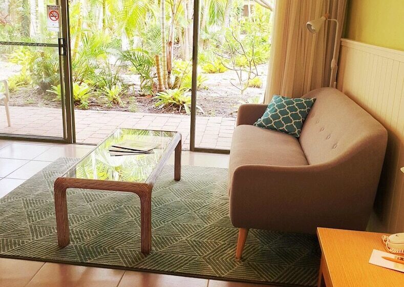 בית מלון כפרי Ballina Beach Resort