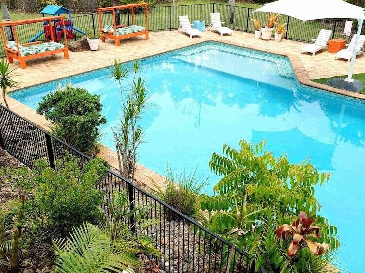 בית מלון כפרי Ballina Beach Resort