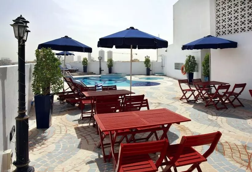 هتل Howard Johnson Bur Dubai