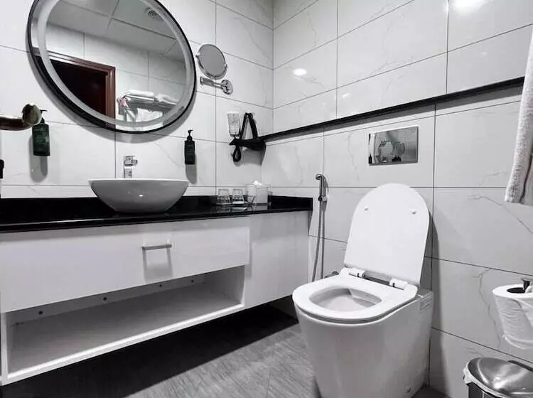 هتل Howard Johnson Bur Dubai