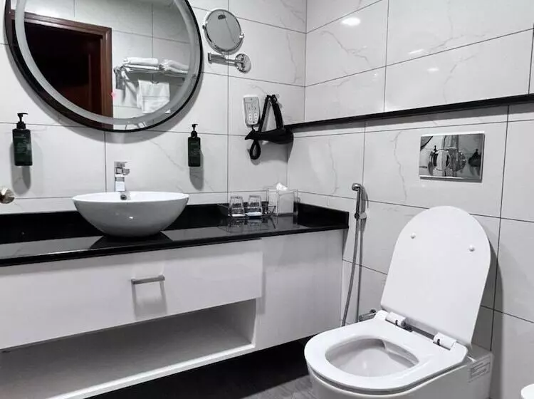 هتل Howard Johnson Bur Dubai