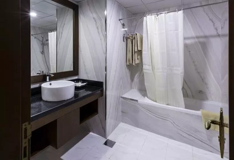 هتل Howard Johnson Bur Dubai