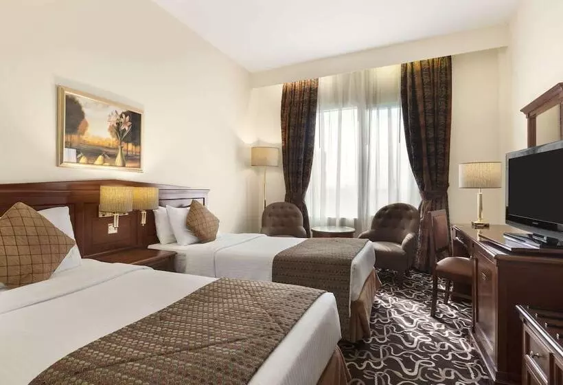 هتل Howard Johnson Bur Dubai