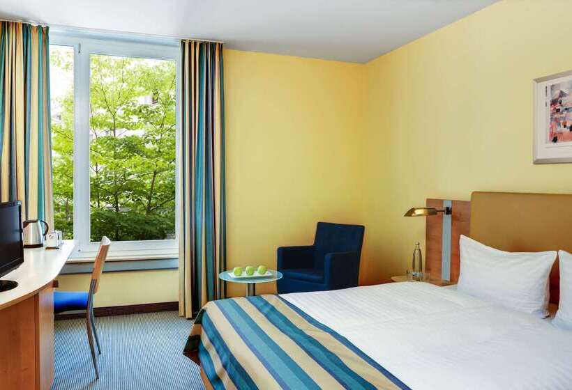 فندق Tribe Düsseldorf