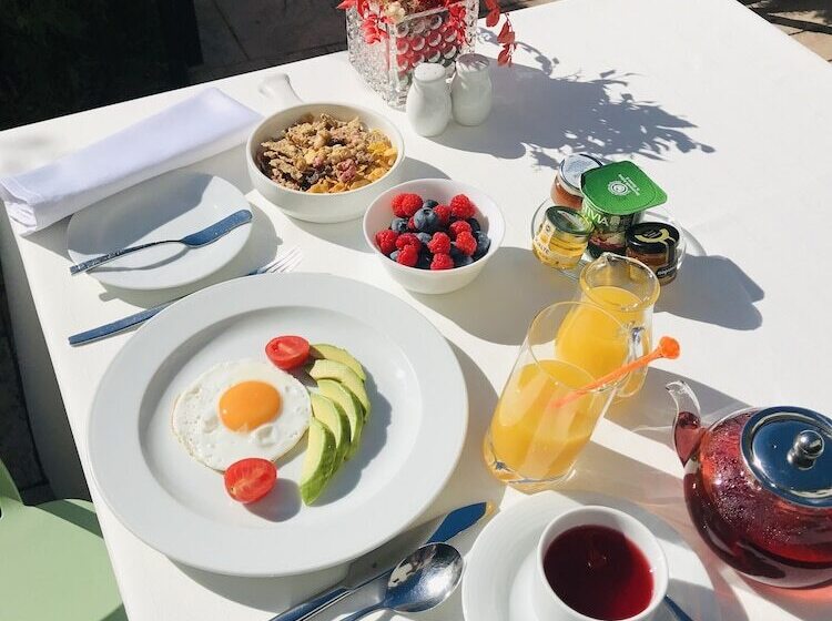 فندق Mak Albania