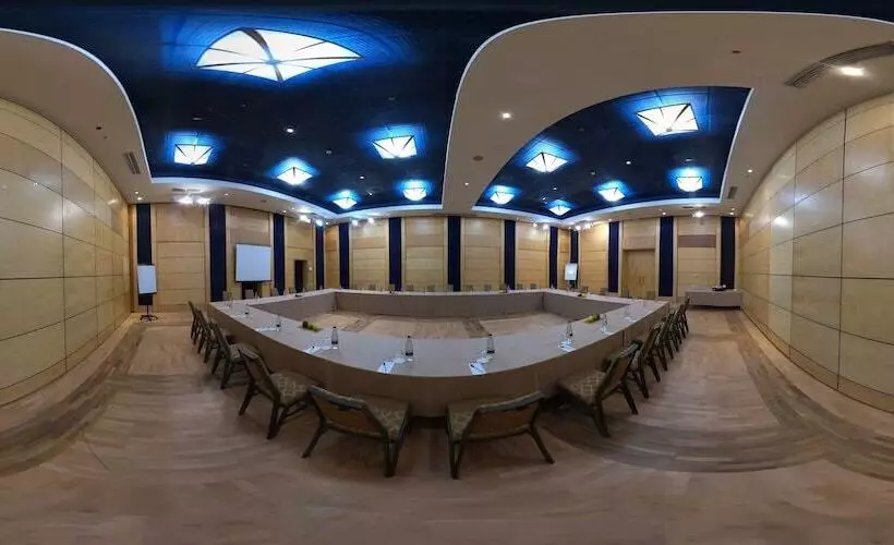 בית מלון כפרי Mak Albania