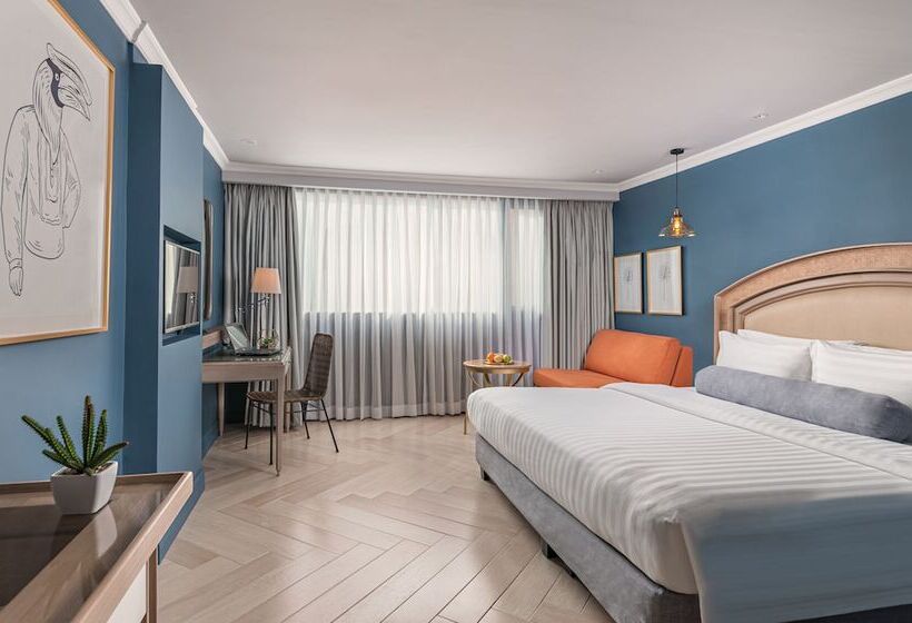 فندق Makati Palace