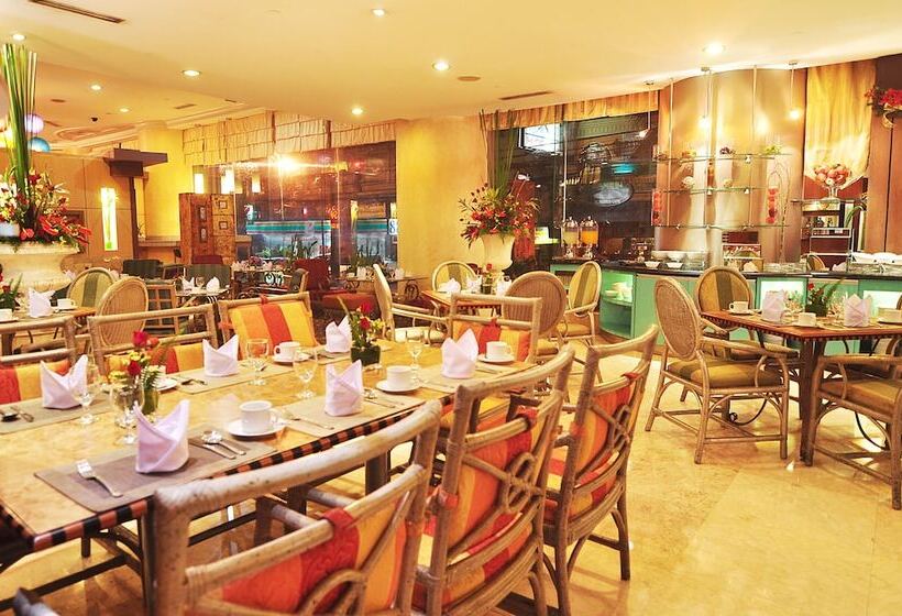 فندق Makati Palace