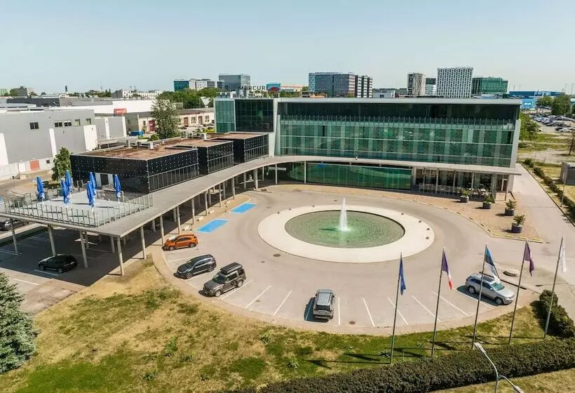 هتل Mercure Tallinn