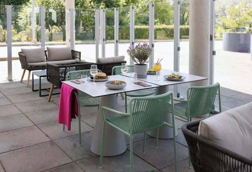 هتل Mercure Tallinn